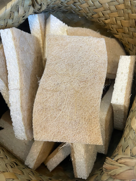 Biodegradable, plastic free washing scouring pads
